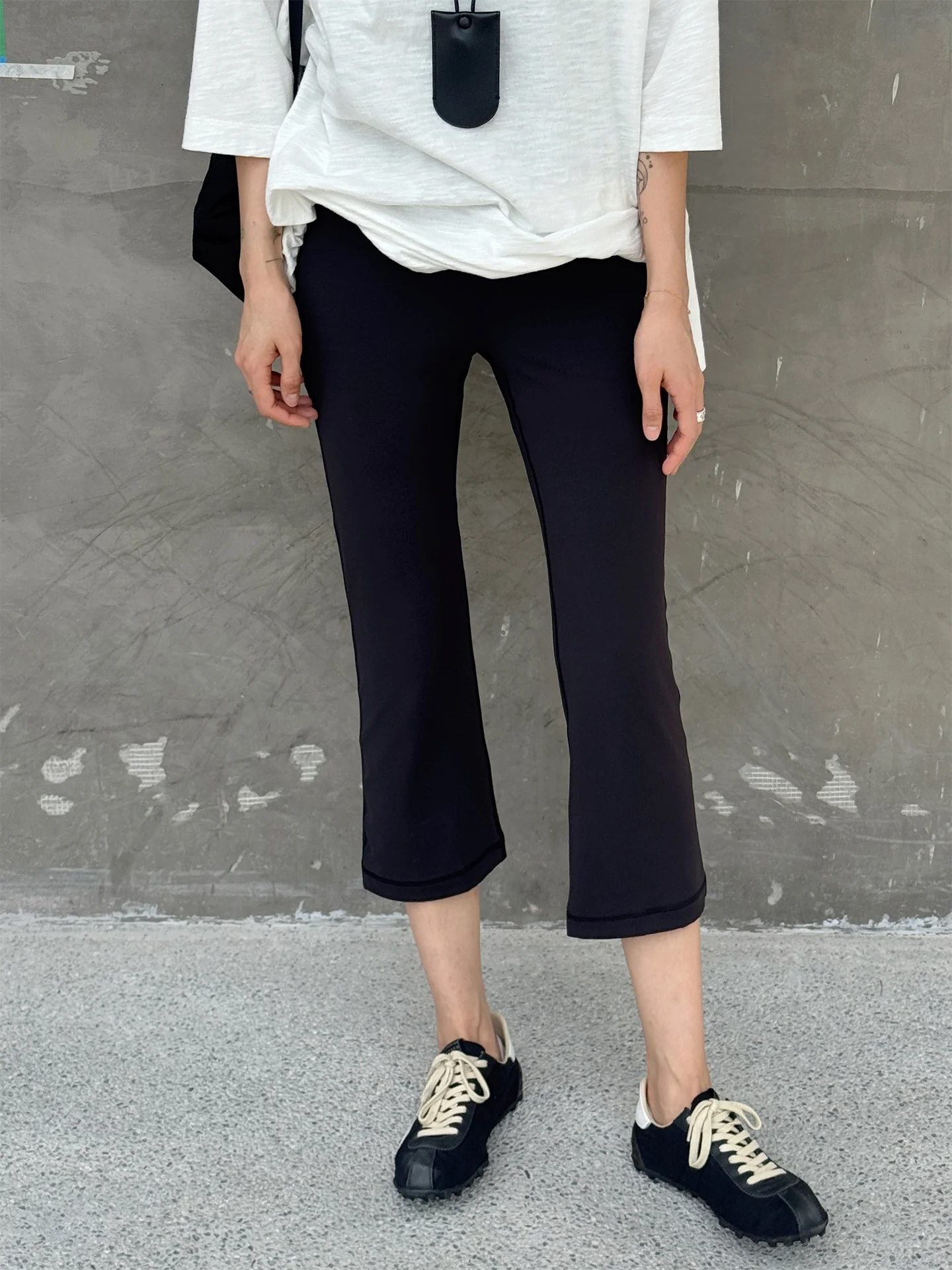 

Брюки для йоги Slim Fit с микро-клешем, тонкие, для занятий спортом на открытом воздухе, повседневные, с эластичным поясом, из нейлона и спандекса