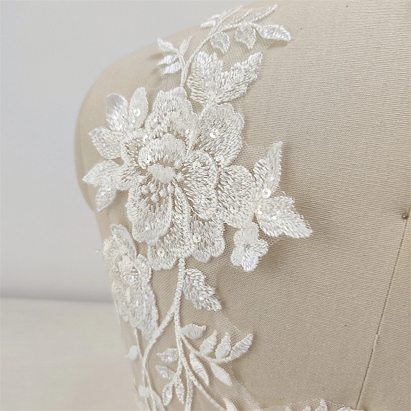 White Flowers Wedding Appliques, Embroidered Lace Mesh Fabric, Sew On Patches for Bride, Evening Dress, DIY Decoration, 2Pcs