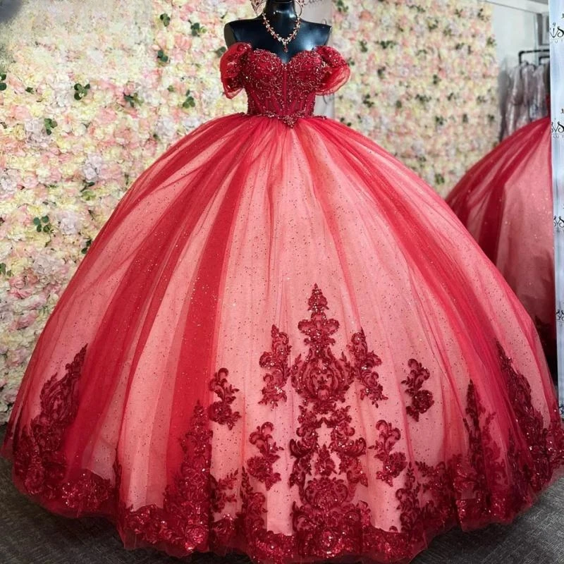 

Sparkly Red Sweetheart Quinceanera Dresses Princess Sequins Applique Lace Beads Pageant Party Sweet 16 Ball Gown Vestido De 15