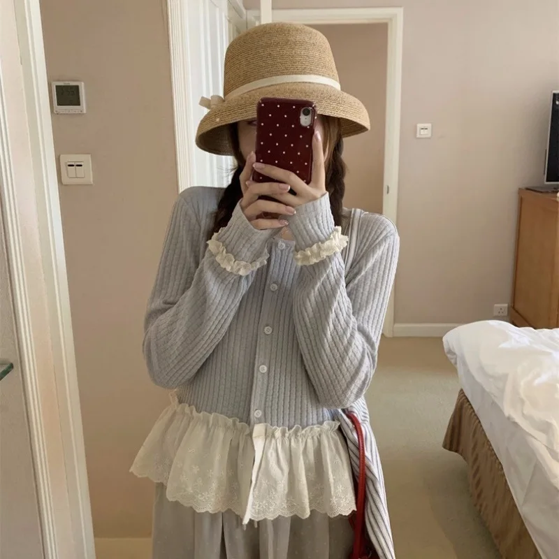 

Fashionable Round Neck Spliced Lace Top Casual Loose Versatile Button Hem Knitted Long-sleeved Cardigan