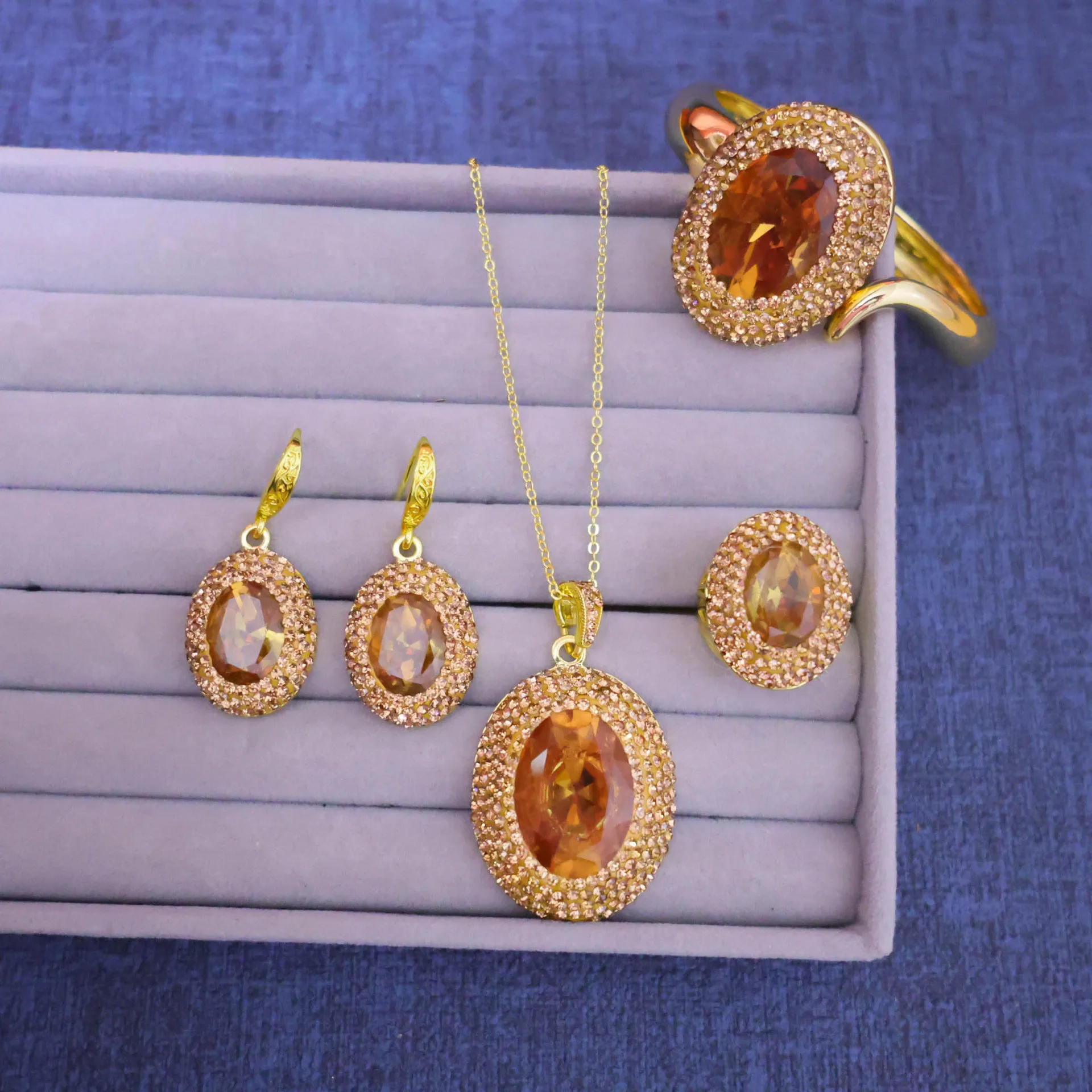 Turkey sultan stone color-changing stone four-piece jewelry set, clay inlaid jewelry, hot-selling manufacturers wholesale