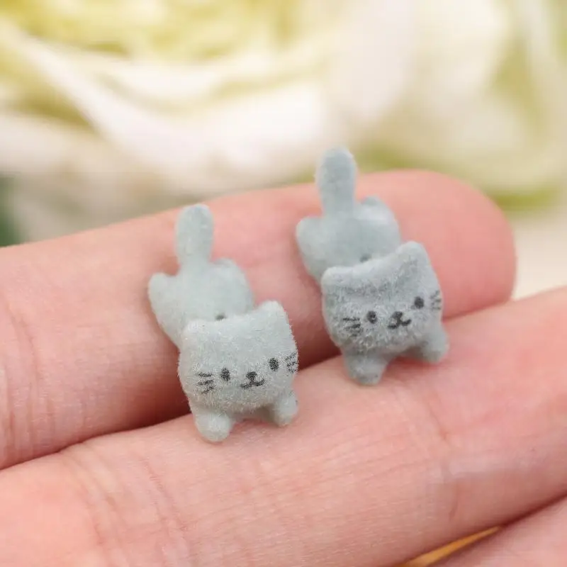 ●Cute Flocking Cat Earrings Adorable Kitty Stud Earrings Dainty Trendy Animal Jewelry For Women Unique Gift For Cat Lovers