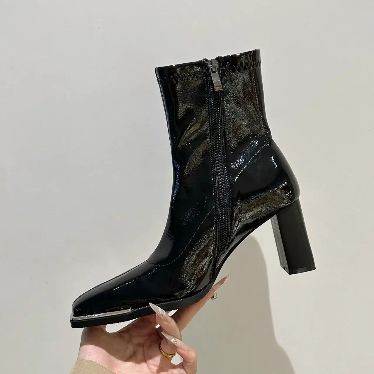 Women Black Patent Leather Ankle Boots Metal Square Toe Cap Side Zipper Chunky Block Heel Fashion Short Booties Ldy Mature Daily