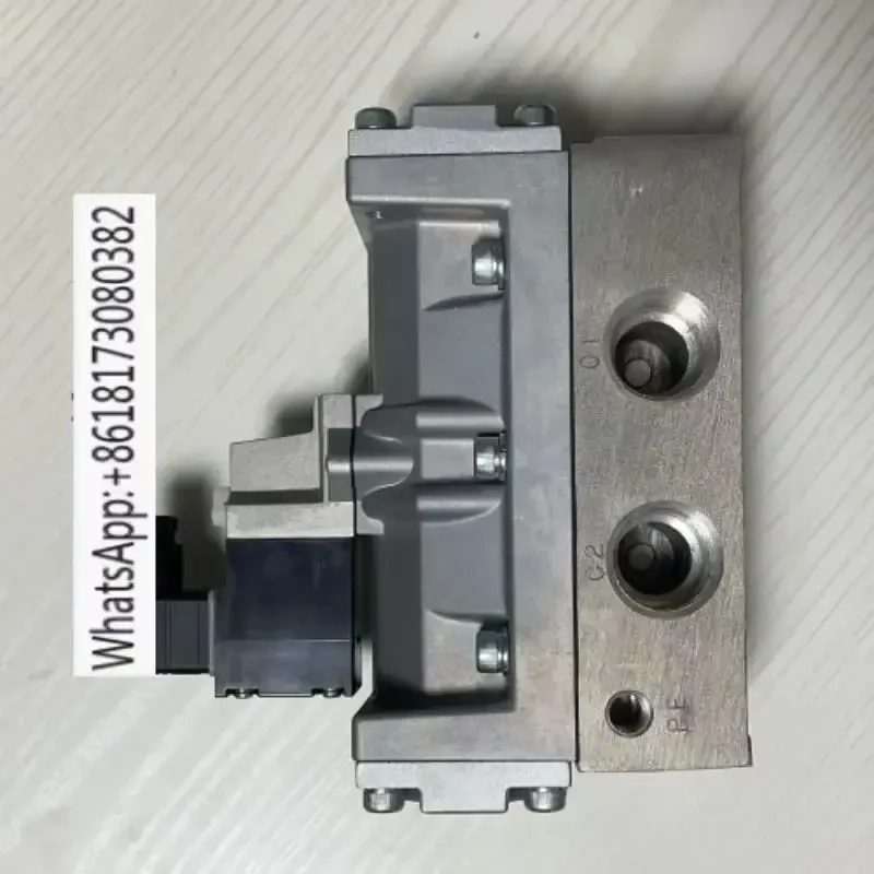 Electromagnetic valve 4F710-25-AC220V-DC24V 4F720/4F730-25-DC24V-AC220V