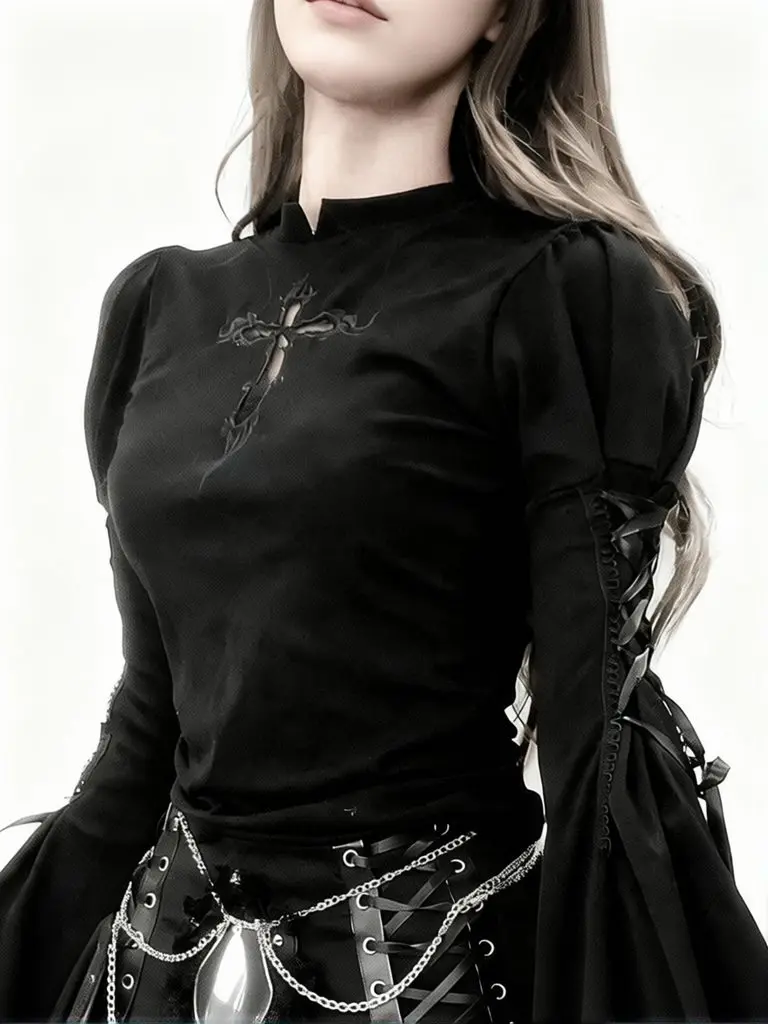 Gotisches, dunkles Vintage-T-Shirt mit ausgestellten langen Ärmeln für Damen, Kreuz-Stickerei, ausgehöhltes Oberteil, Schnür-Oberbekleidung, T-Shirt mit halbem Rollkragen