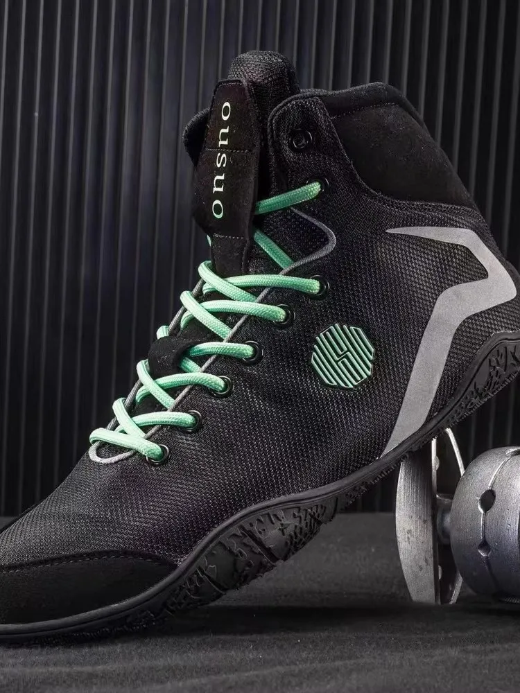 New Winter Professional Unisex Lightweight Power Anti-Slip Wrestling Shoes Durable and Practical Boxing Shoes Exceptional Qualit