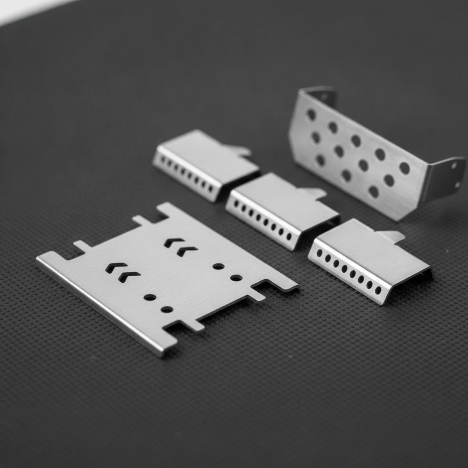 RC Car Protective Kit Kit Stainless Steel Crawler Skid Plate Robust Accessories Rigid for Hobbyists, Model Customization