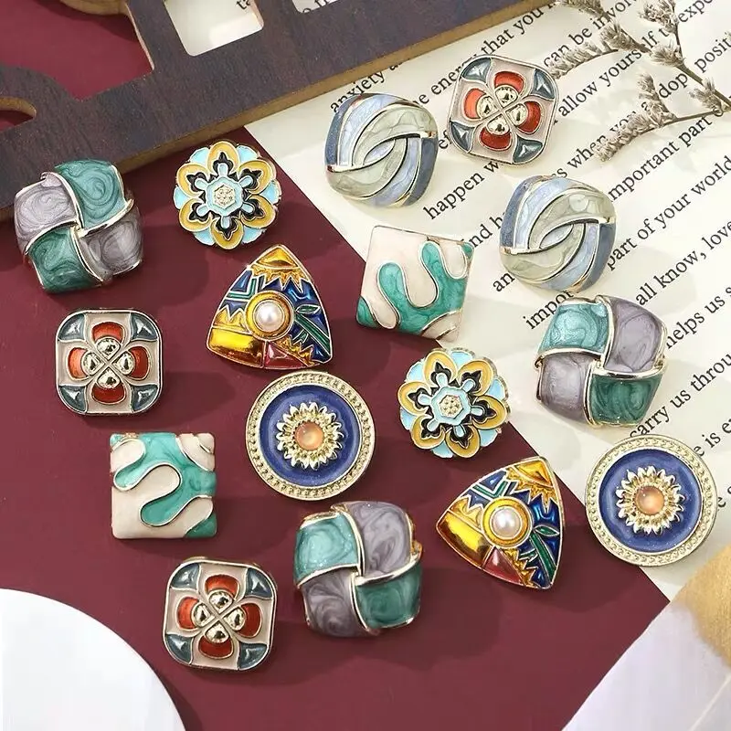 6Pcs Retro Metal Decor Buttons For Clothing Multicolor Fashion High Quality Sewing Shank Button Wholesale Apparel Needlework DIY