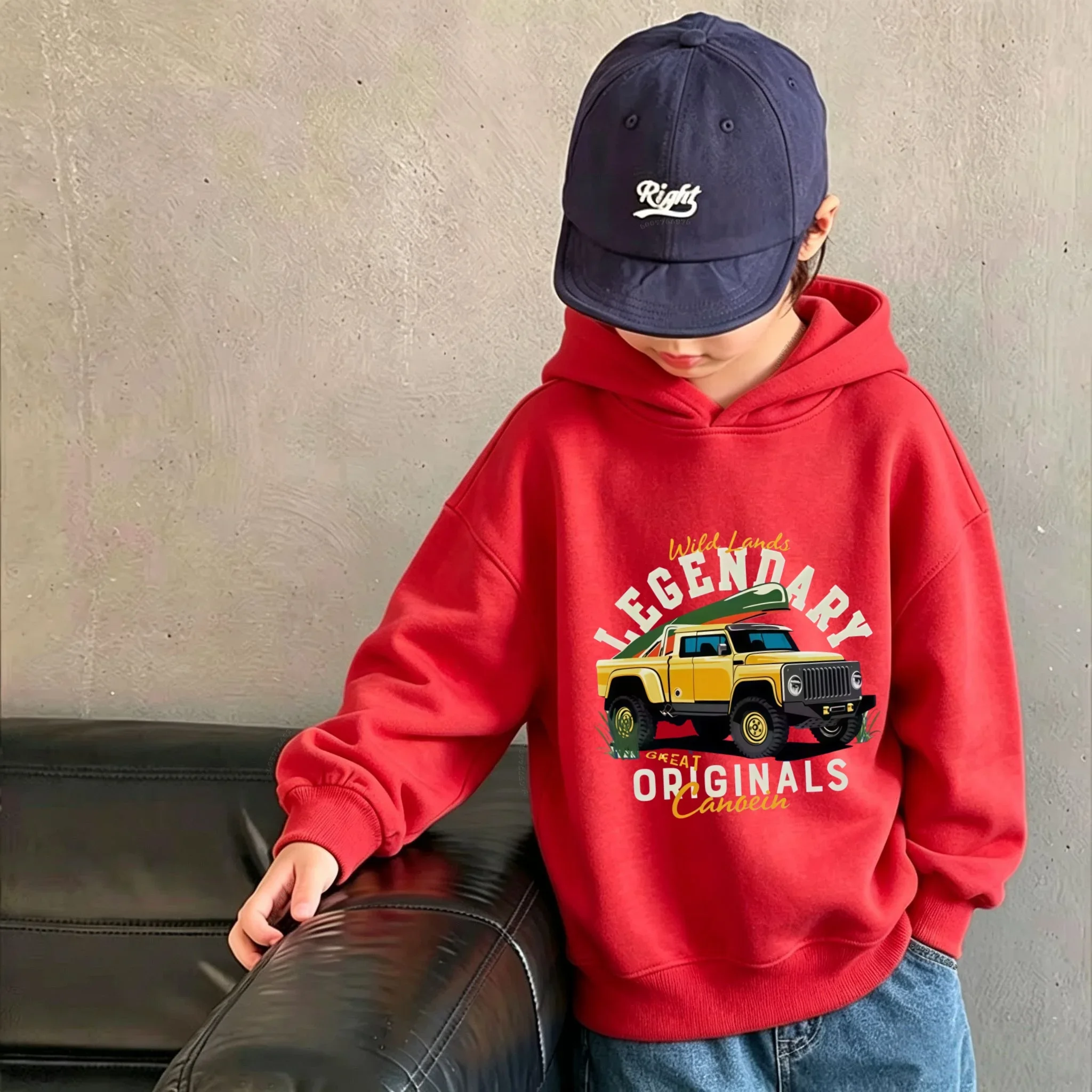 Latest loose-fit, warm hooded sweatshirts for boys and girls, featuring a vintage American truck graphic—Autumn/Winter.