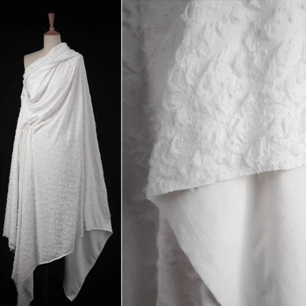 

Белая двухслойная вязаная ткань с эффектом потертости для пошива топов, платьев, жакетов, дизайнерская ткань, ткань на метры, материал для шитья