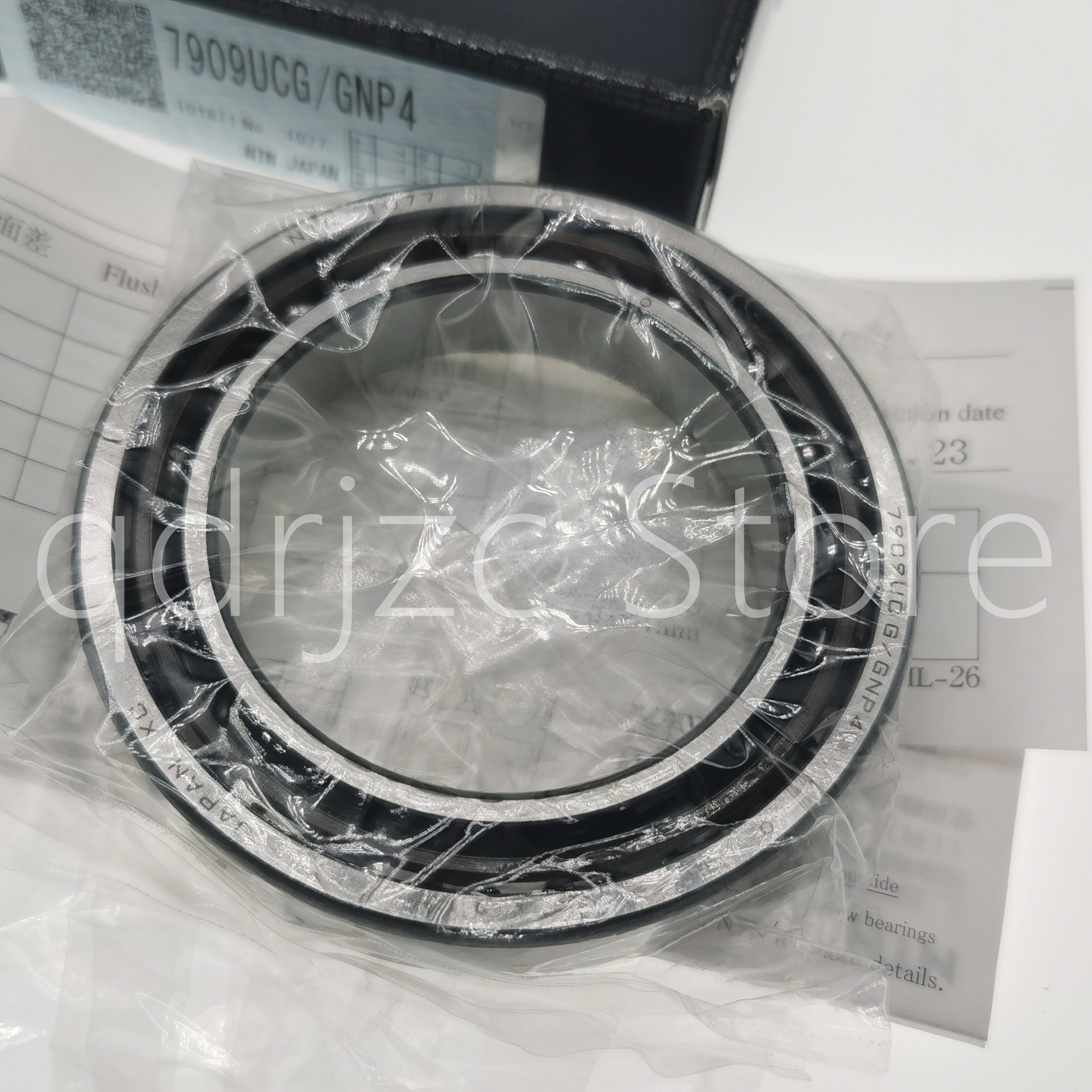 precision angular contact ball bearing 7909UCG/GNP4 = 7909A5TYNSULP4 = B71909-E-T-P4S-UL = 71909ACDGA/P4A
