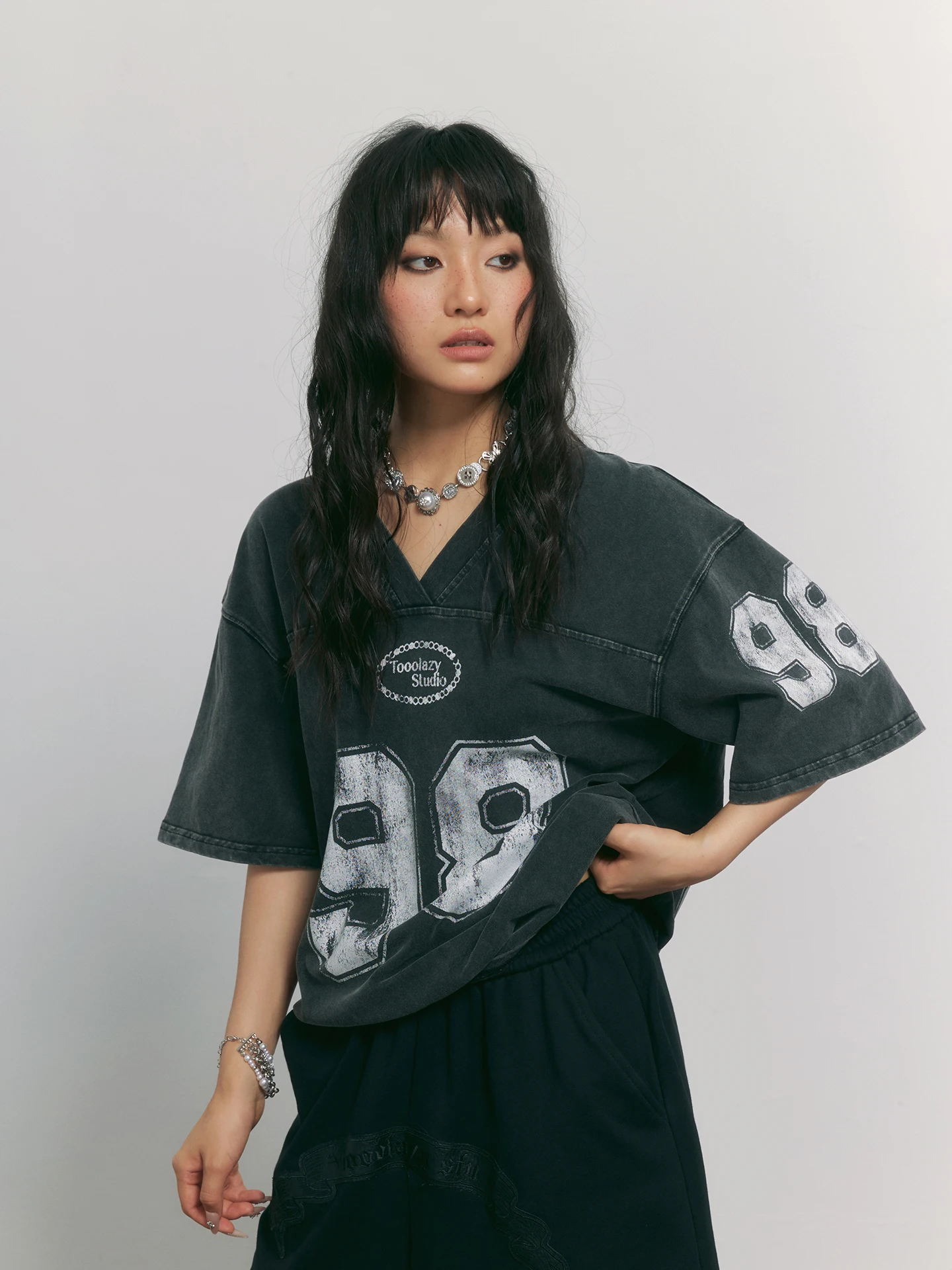 TooLazy American Retro Sport Ball Jersey V-Neck Number Print Loose Short Sleeve T-Shirt Women Slimming High Street Cotton Tee