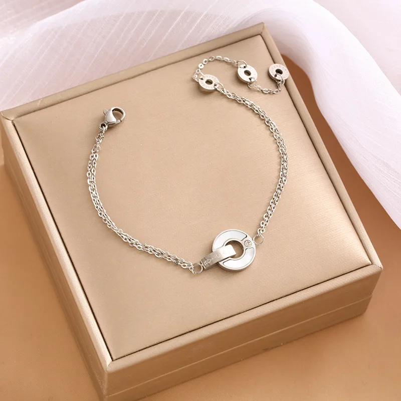 

European and American fashion coin bracelet, copper coin round cake, niche titanium steel rose gold jewelry