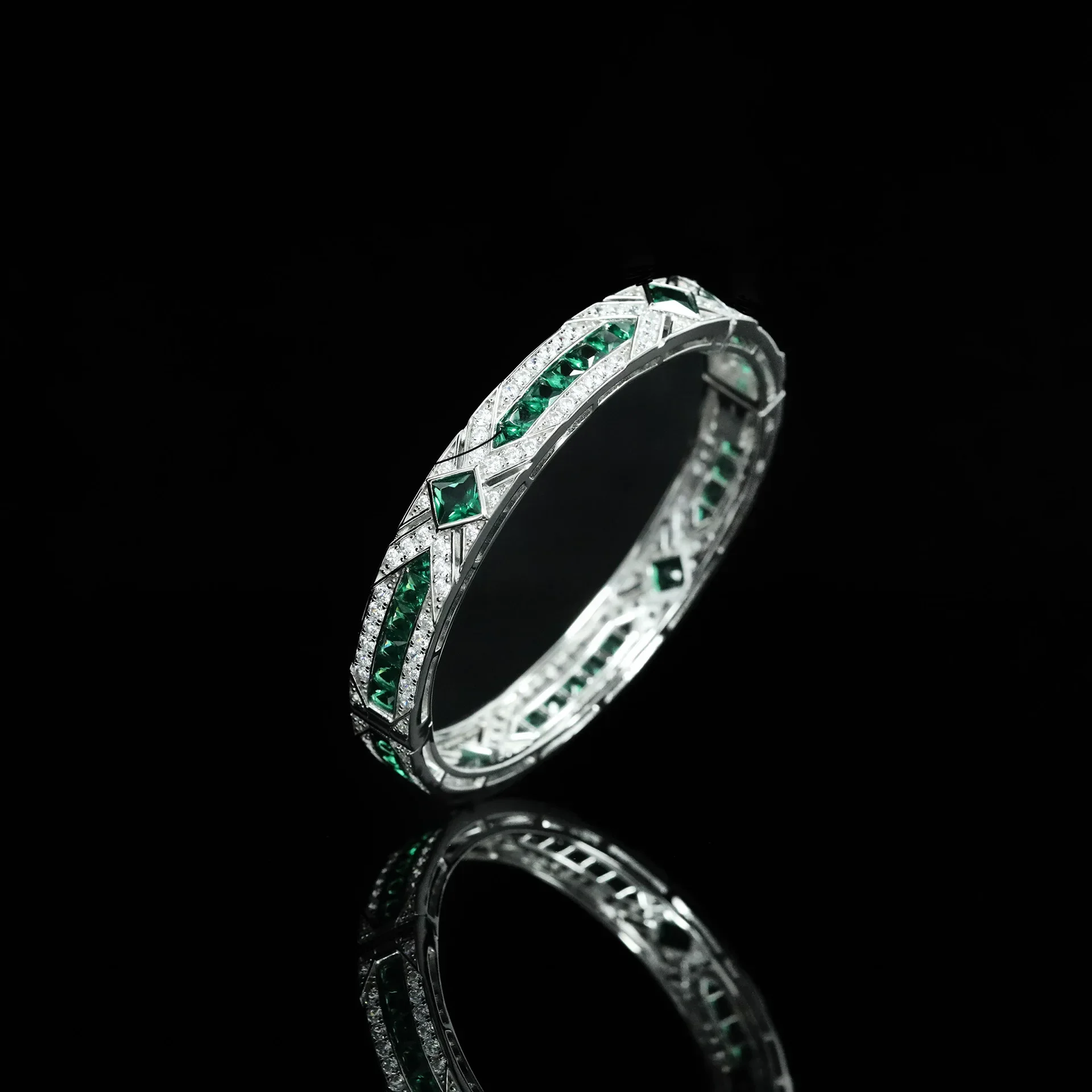 

925 Sterling Silver Princess Cut Emerald High Carbon Diamonds Gemstones Bracelet Bangle Cocktail Fine Jewelry Wholesale