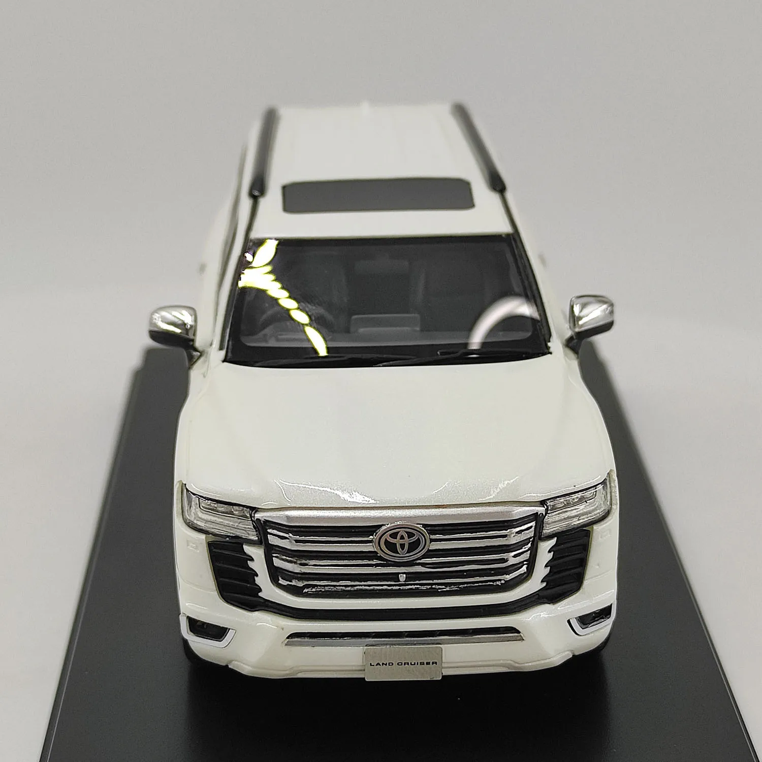 Hi-Story 1:43 Toyota LAND CRUISER GR Sport 2021 Model Samochodu z Żywicy Kolekcjonerski Zabawka Prezent Pamiątka Ozdoba Dekoracyjna