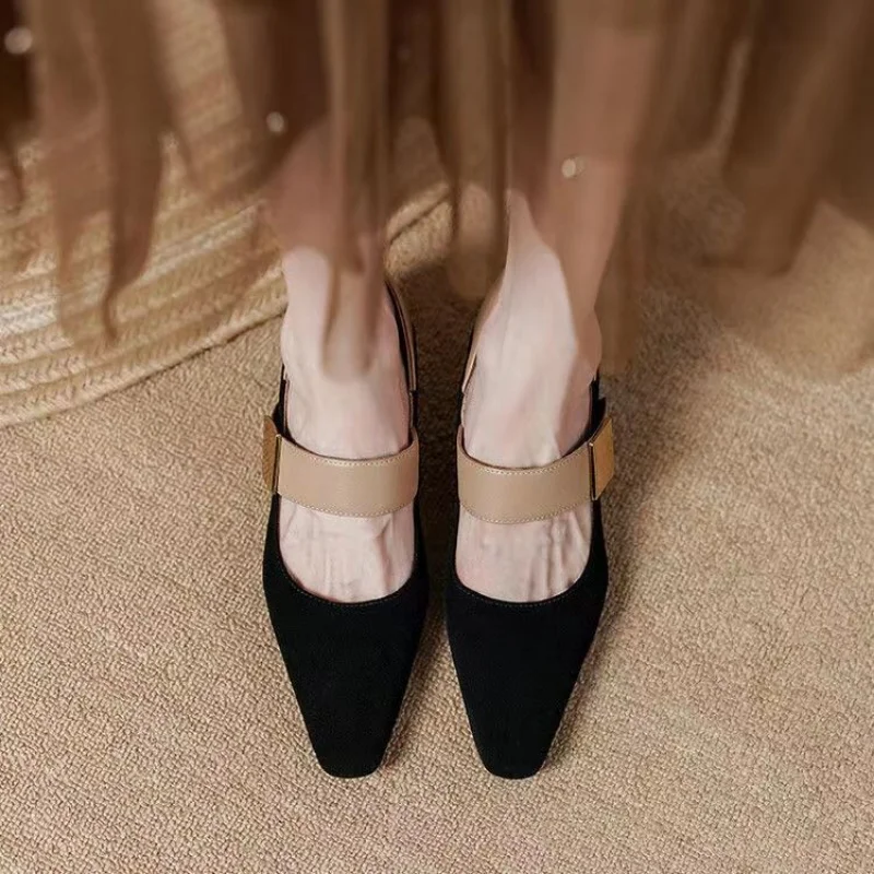 Letnie obuwie damskie Gothic Mary Jane Shoes for Woman 2024 Japanese Style Lolita Office Pointed Toe with Medium Heels Black A