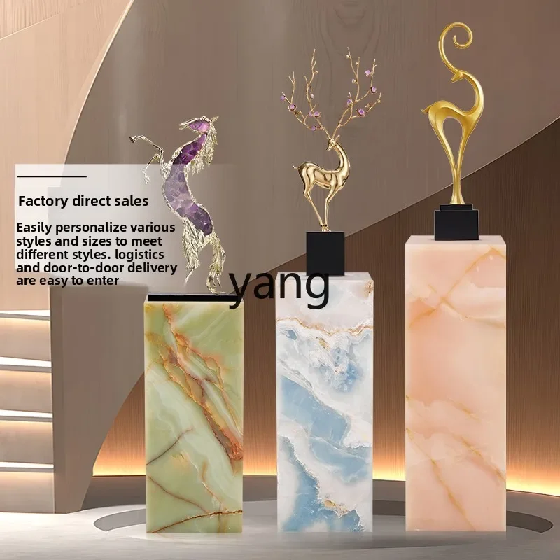 

LT natural jade floor-to-ceiling table modern simple sofa next to a few entrances decorative ornament