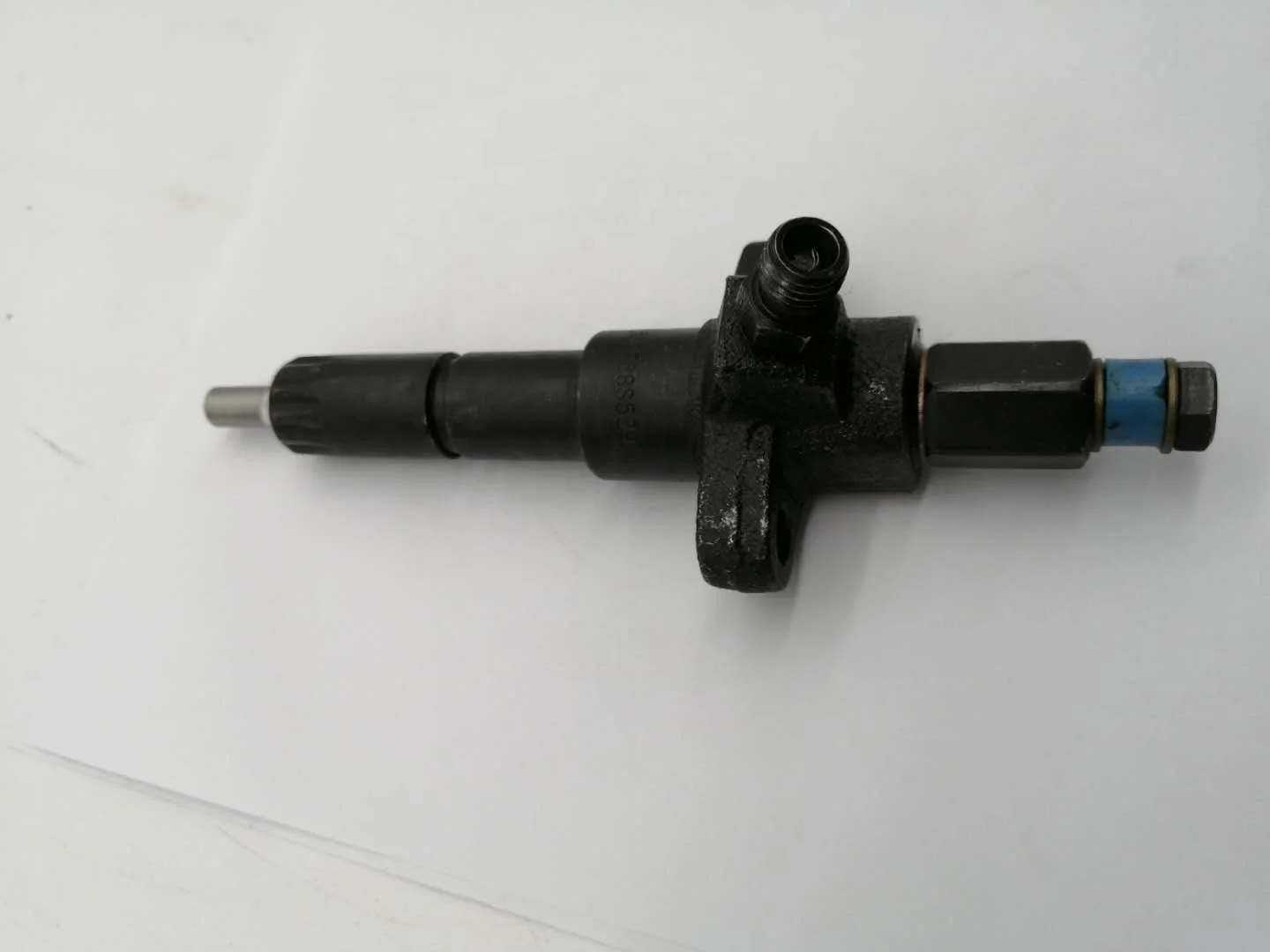 DB58 DB58T NOZZLE HOLDER ASSY 65.10101-7099A Excavator Diesel Engine Parts SOLAR 225LC-V DX225LCA