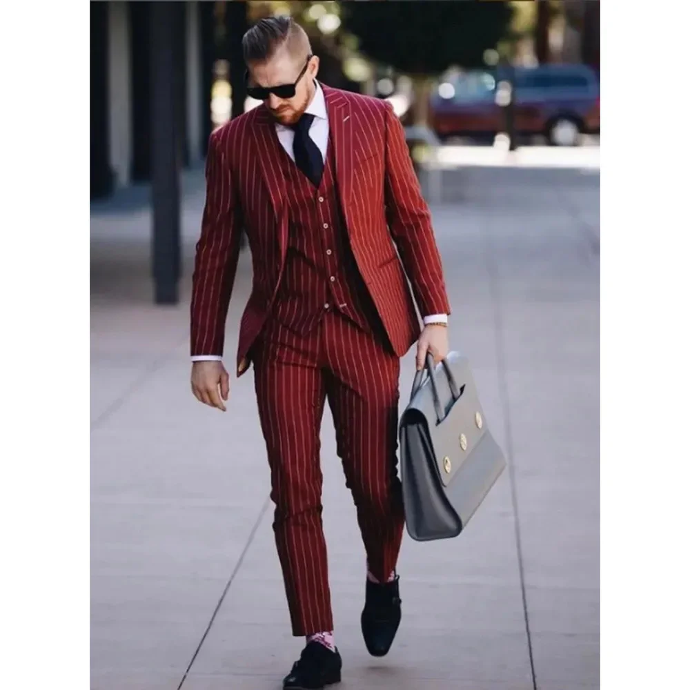 

Luxury Men's Suits Blazer Single Breasted Peak Lapel 3 Piece Jacket Pants Vest Stripe Formal Business Outfits Full Set Terno