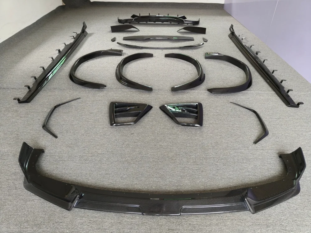 Aul Style Dry Carbon Fiber Front and Rear Lip Side Skirts Tail Wing Wheel Arches Body Kit for 23-25 BMW X6M