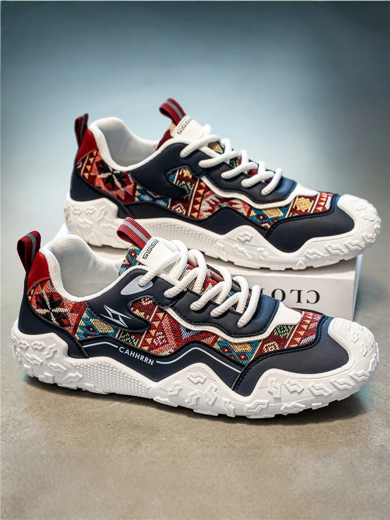 Casual Sports Shoes for Men 2026 New Style Autumn Trend Versatile Embroidery High-End Feeling Board Shoes Student Leisure Spo...