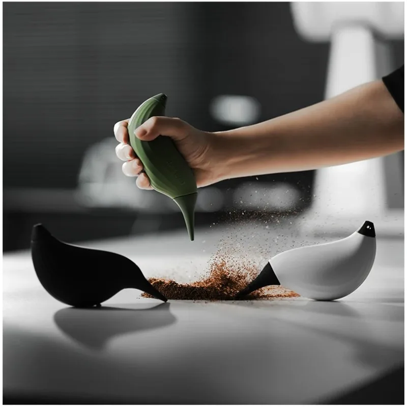 

New Hummingbird Manual Pneumatic Coffee Grinder Cleaner Dust Collector Portable Dust Removal Tool Suitable for Coffee Machines