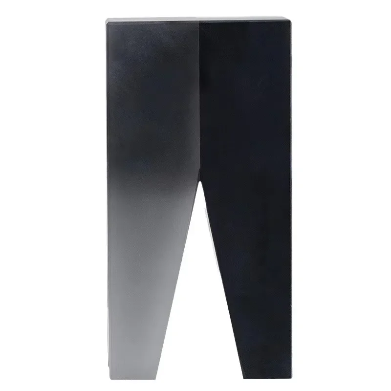 

Modern light luxury creative matte crystal stool crystal ornament, hotel model room sales department soft decoration ornament