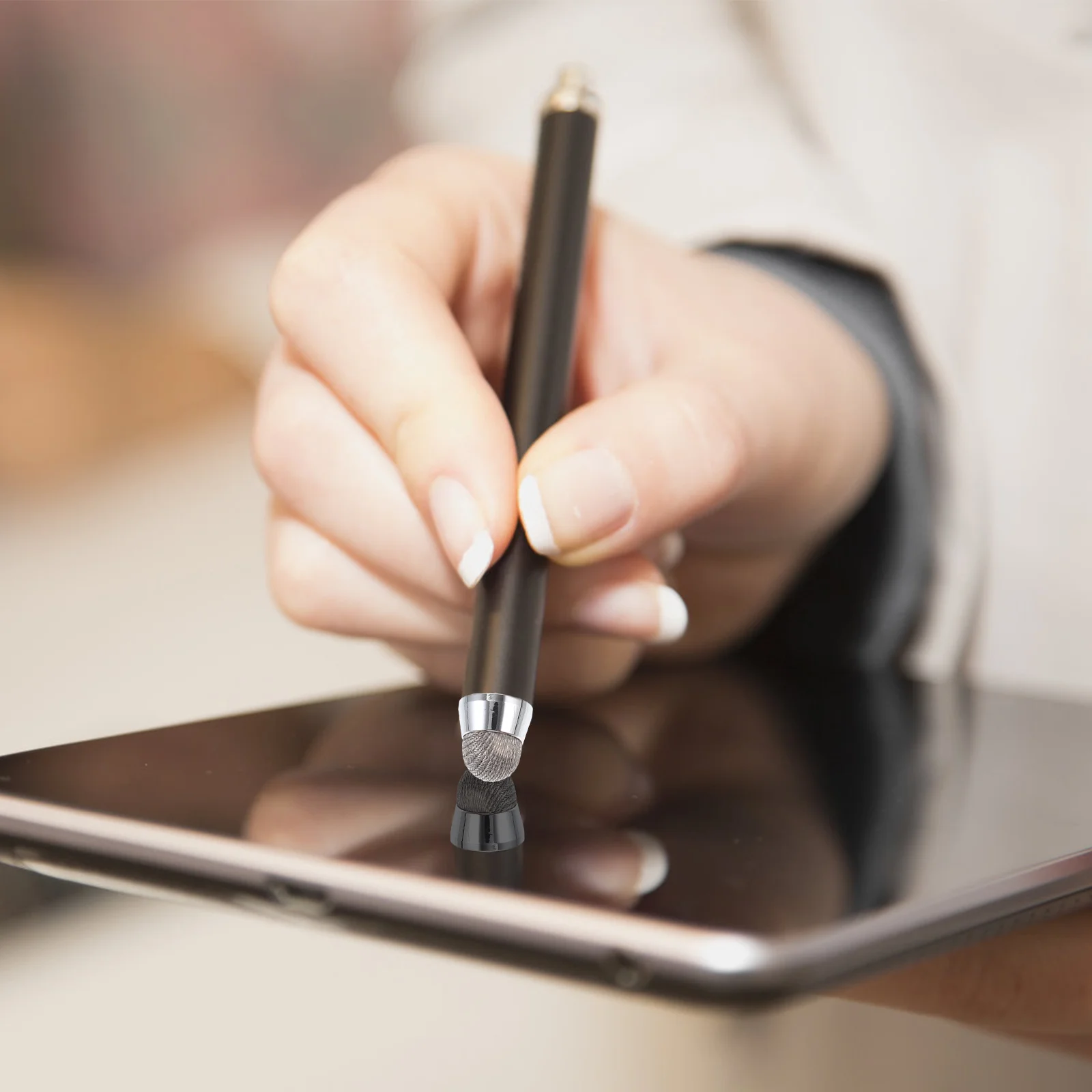 

8Pcs Universal Stylus Replacement Tips Nibs for Drawing Writing on Smartphones Tablets Screens