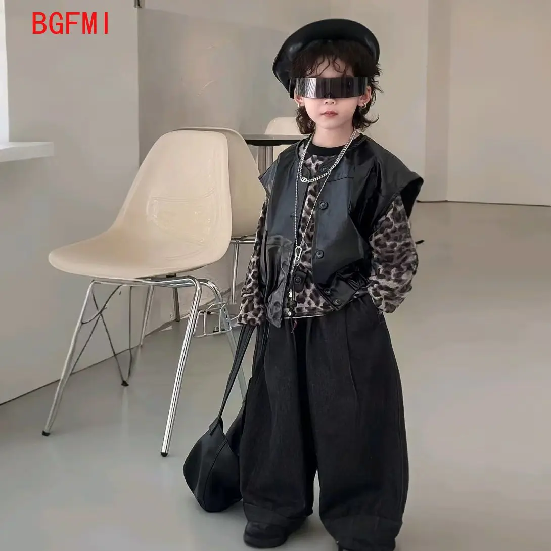 

Boys outfits 2026 Spring Autumn New Korean Edition Children's Baby Fashion PU Vest+Leopard Pattern Bottom Shirt+Jean 3-Piece Set