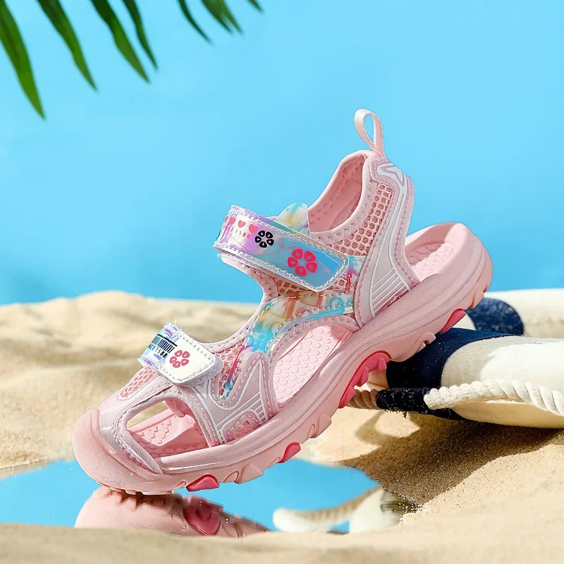 

Girls Sandals 2024 Spring New Children's Sandals Student Soft Bottom Little Girls Medium Beach Shoes