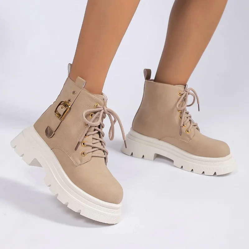 

2024 Fashionable thick soled motorcycle boots new belt buckle casual sponge sole short boots