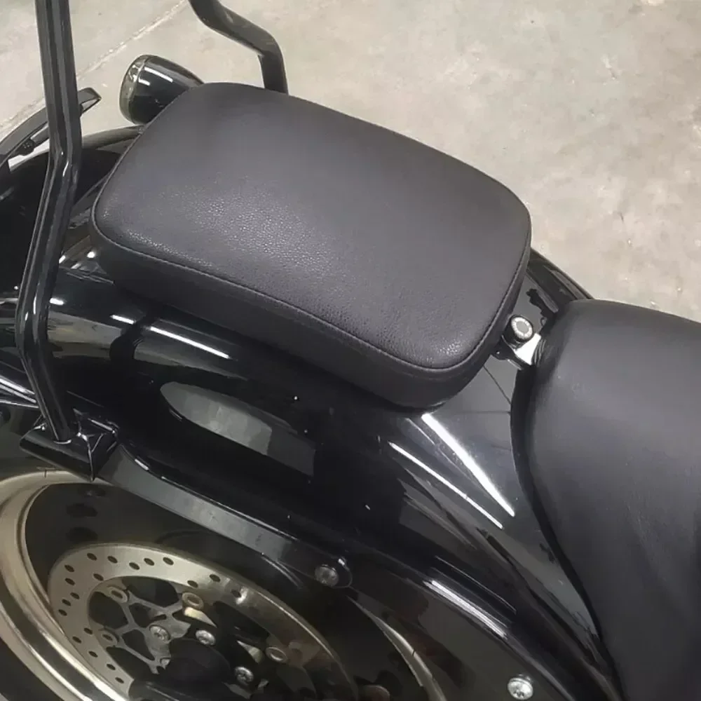 6/8 Suction Motorcycle Universal Rear Fender Seat Passenger Cushion Pillion Pad For Harley Honda Ducati Yamaha Suzuki Indian
