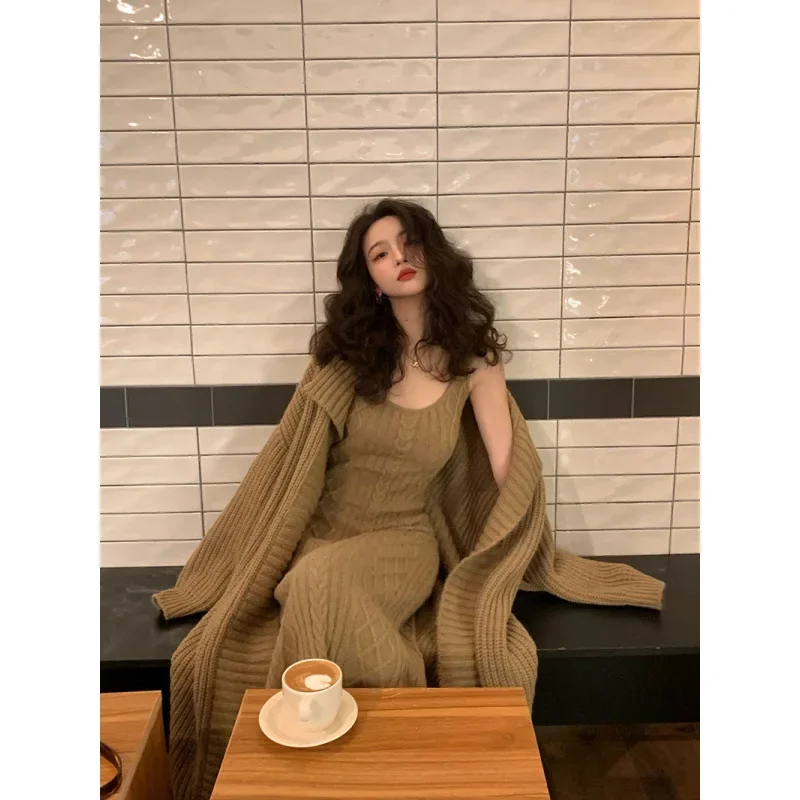 Hong Kong Style Vintage Idle Knitted Cardigan 2-Piece Set Medium-Length Sweater Jacket Dressuit Autumn/Winter New Arrival