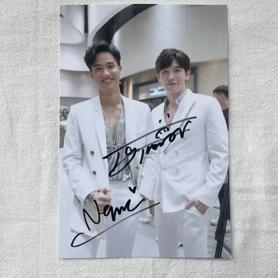 

Thai BL star taynew signature photo 6-inch non printed as birthday gift