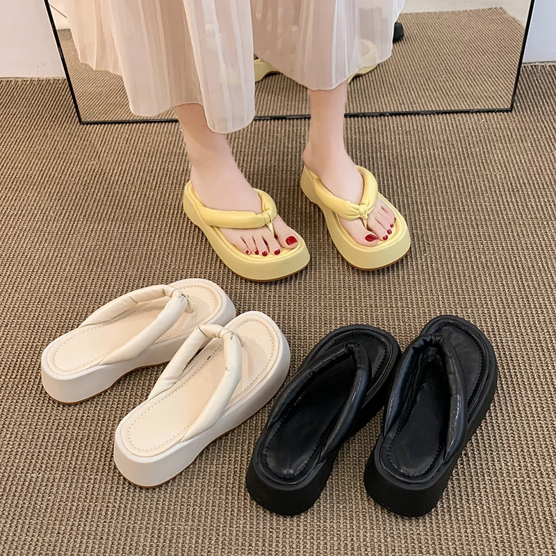 Shoes Summer Clogs Woman Slippers Flat Platform Med Pantofle Luxury Slides Rubber Flip Flops Beach Soft 2022 Designer Hawaiian R