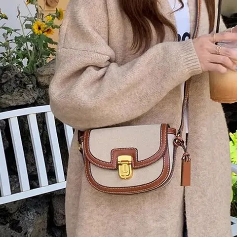 2025 नई कैनवास पैचवर्क पु छोटे वर्ग बैग महिलाओं के लिए, रेट्रो शुद्ध ब्राउन काठी बैग, विषम रंग एकल कंधे crossbody 12 best sales महिलाओं के साइड बैग - №6