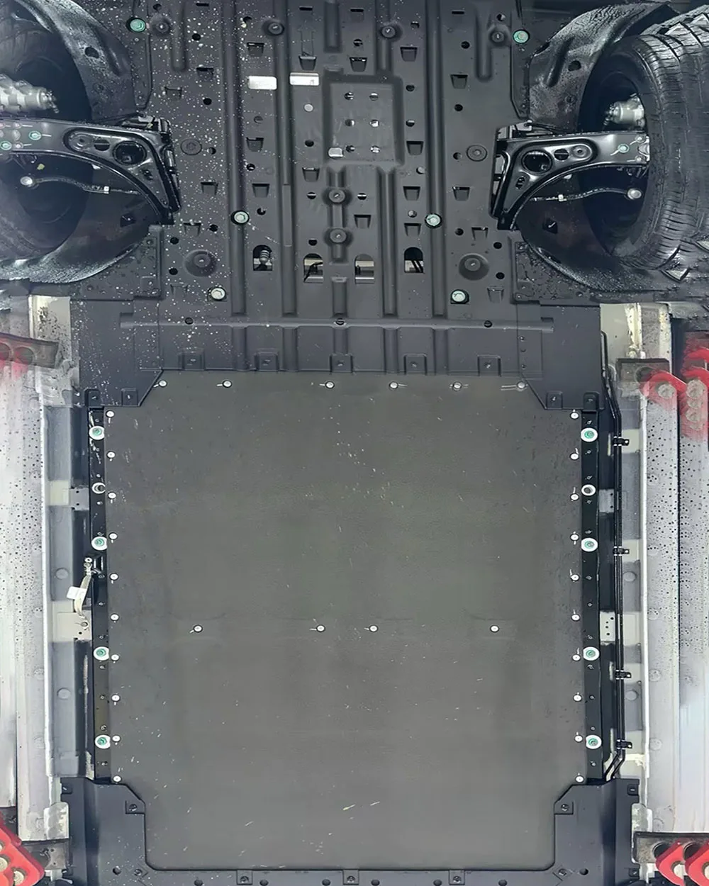 Pelindung bawah motor baterai untuk BYD YUAN UP 2024-2025 301KM 401KM, suku cadang mobil, aksesoris untuk mobil, alat-alat