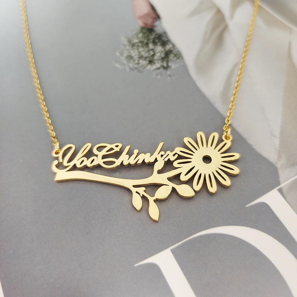 2022 Daisy Name Necklace, Flower Jewelry, Birth Flower Necklace, Personalized Gift, Gift for Her, Daisy Jewelry, Name Jewelry