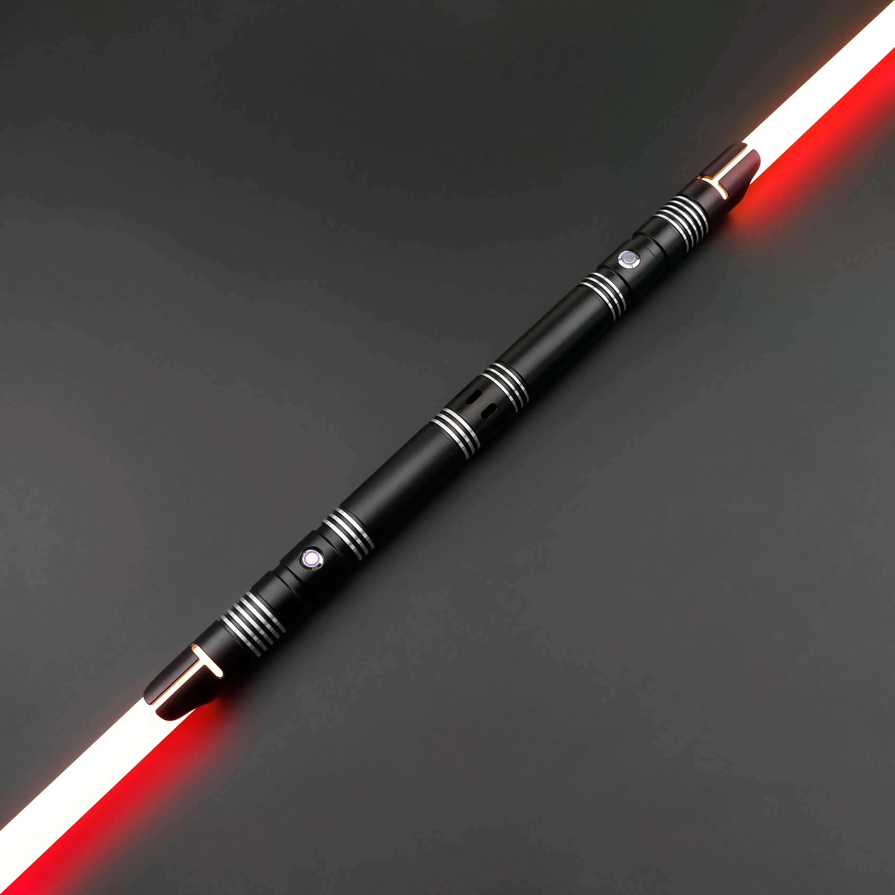 TXQSABER Smooth Swing Lightsaber ของเล่น Blaster โลหะ Hilt บลูทูธพิกเซล RGB 12 สี EffectsToys Juguetes คอสเพลย์เลเซอร์ SABER