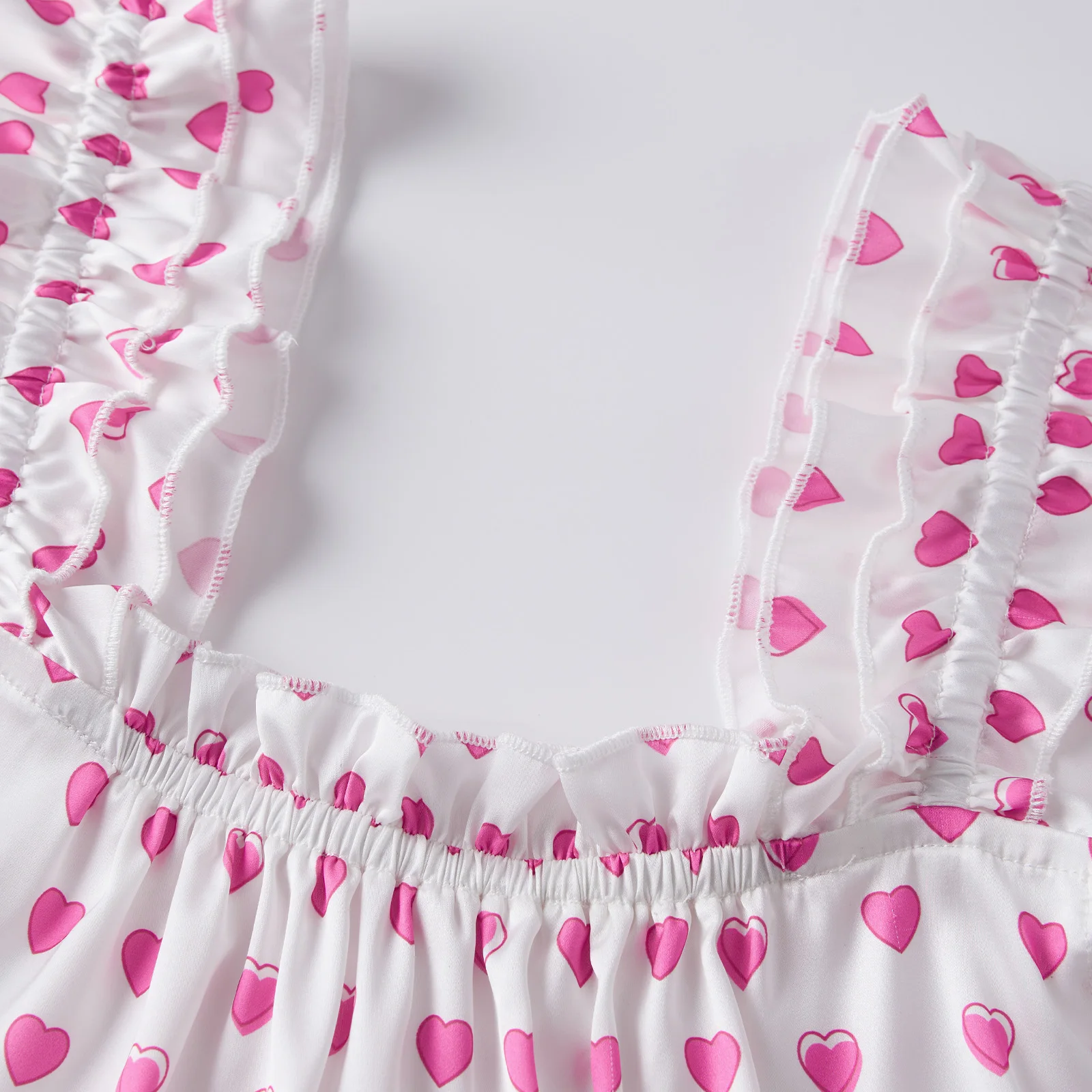 Canotte babydoll con maniche volanti e pantaloncini con volant da donna, set casual da 2 pezzi con cuore estivo