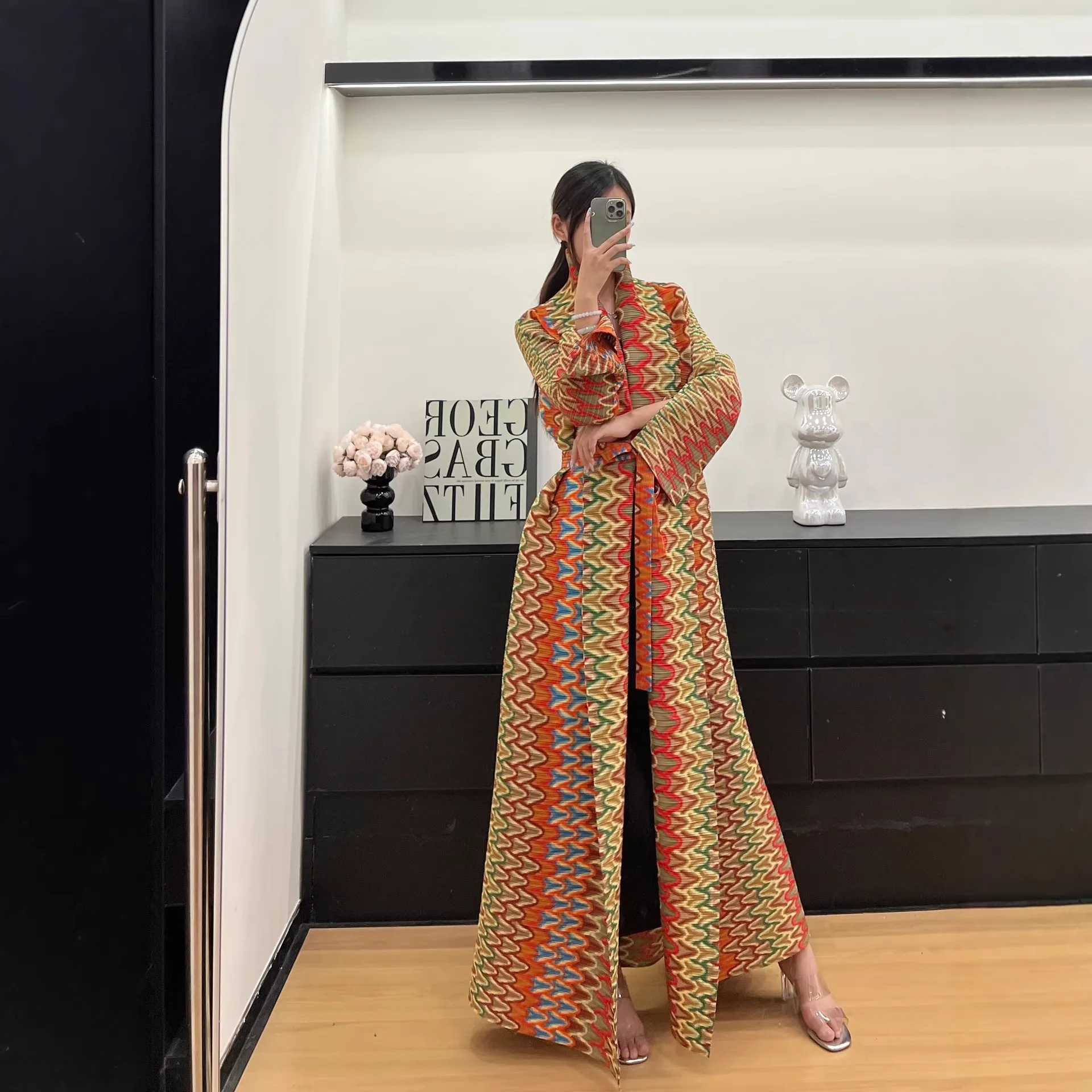 

Miyake Pleated Cross-border Double-layer Embroidered Lace-up Abaya Middle East Dubai Robe Women's Arabic Women's Robe