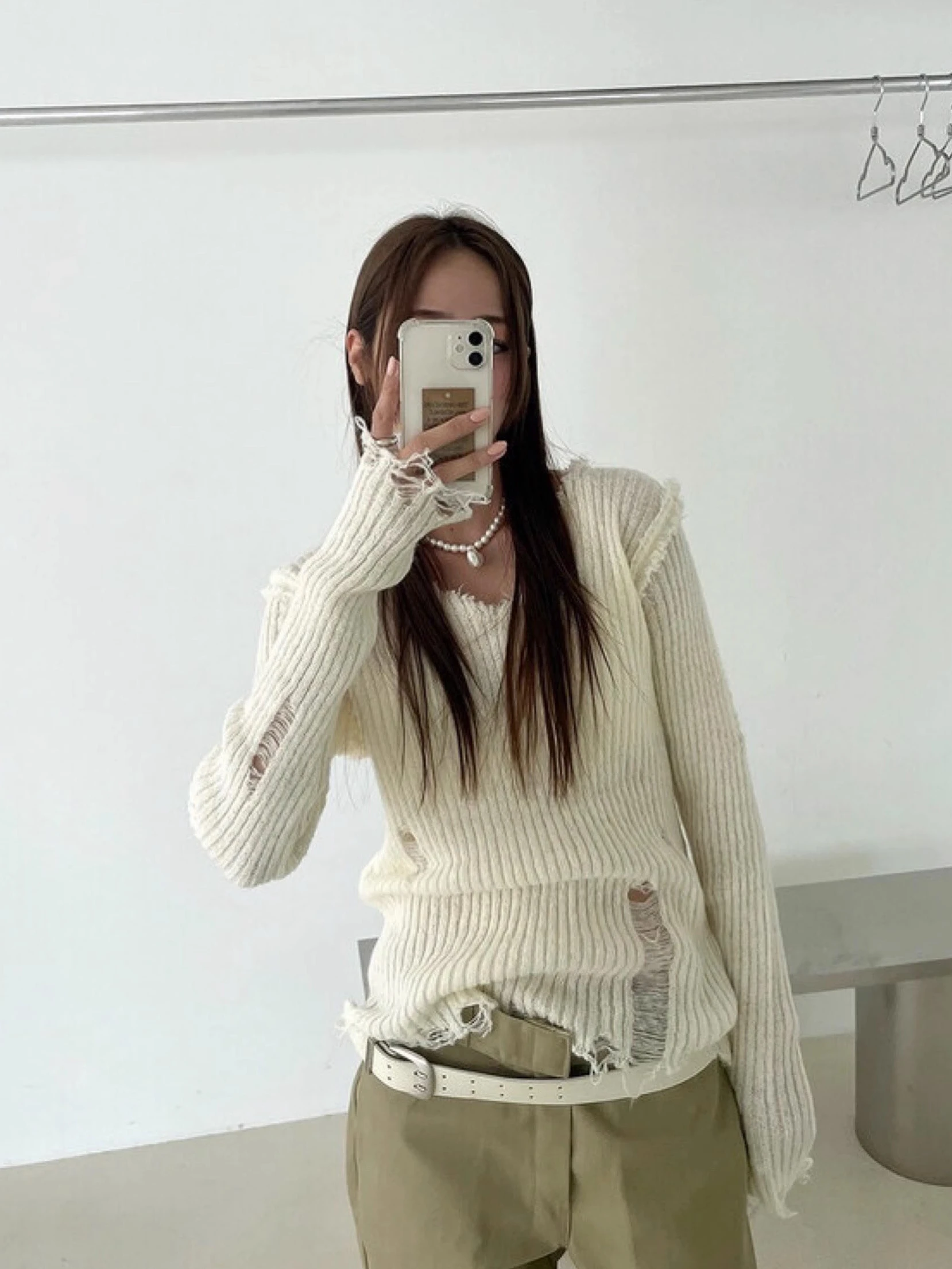 레트로 그레이 니트 스웨터 여성 긴 소매 이너웨어 v 넥 풀오버 봄 가을 겨울 홀 디자인 캐주얼 루즈핏