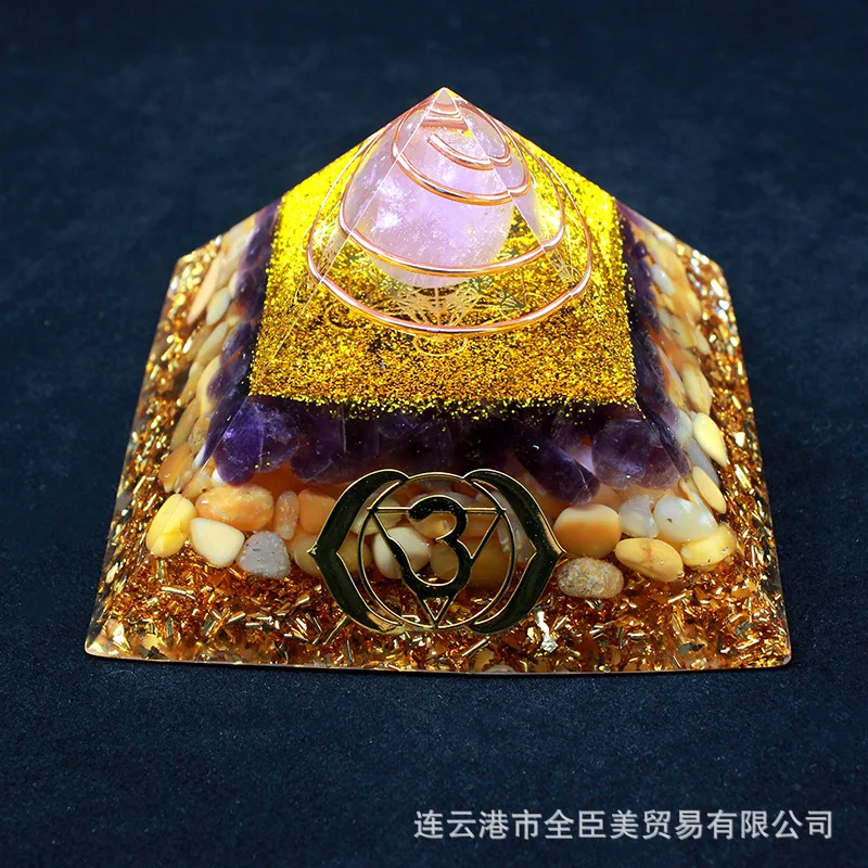 Ball Crushed Crystal Pyramid Desktop Ornament Exquisite Lucky Touch