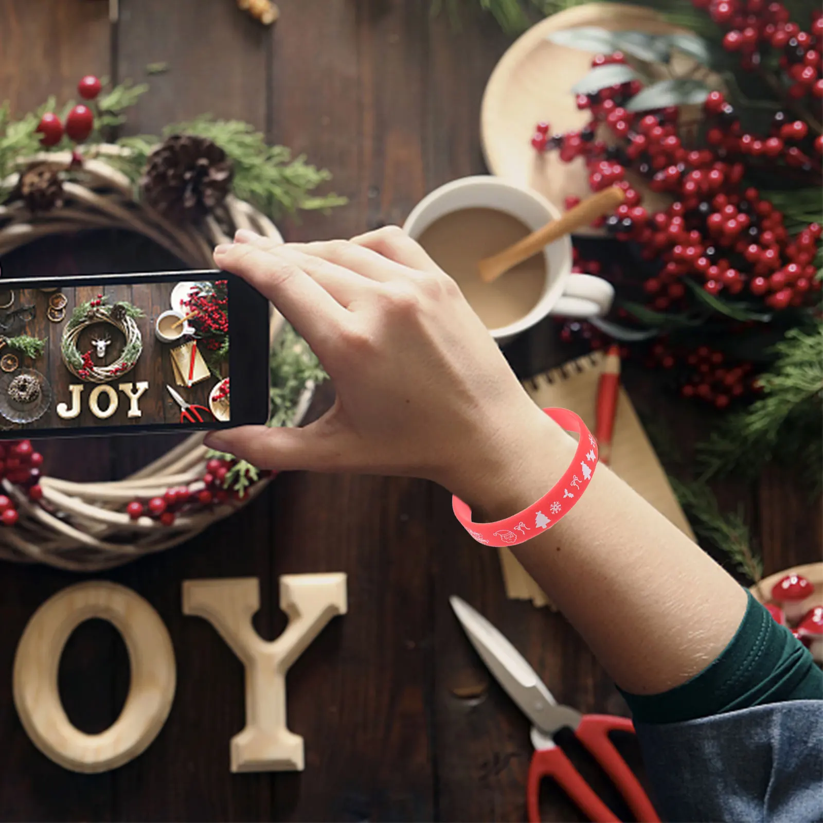 

10 Pcs Wrist Band Silicone Bracelet Bracelets Party Christmas Tree Red Wristband for Lovers