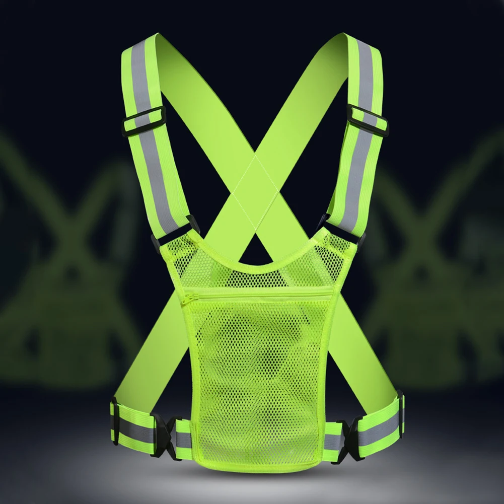 

Night Running Vest Lightweight Elastic Safety Vest with Pouch High Visibility Running Vest Adjustable for Men & Women