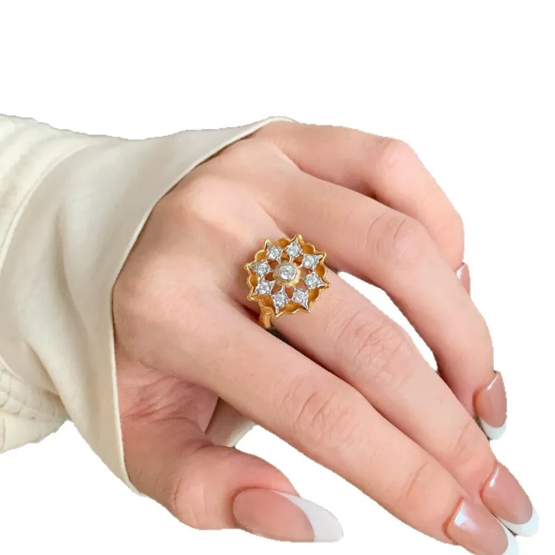 Buchi نمط الفضة نحى الزركون الدانتيل ندفة الثلج حلقة مفتوحة المرأة المتخصصة تصميم الأزياء الخفيفة الفاخرة والمجوهرات الرائعة