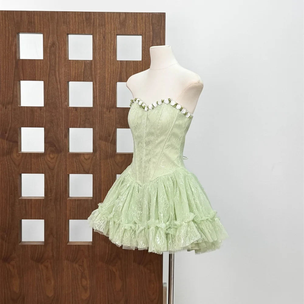 ชุดเดรสสตรีแบบไม่มีสายรัด ฤดูร้อน 2026 แต่งลูกไม้ คอร์เซ็ท ชุดเดรสเซ็กซี่สำหรับผู้หญิง แฟชั่นใหม่สไตล์ Y2K ชุดมินิเดรสสำหรับงานปาร์ตี้