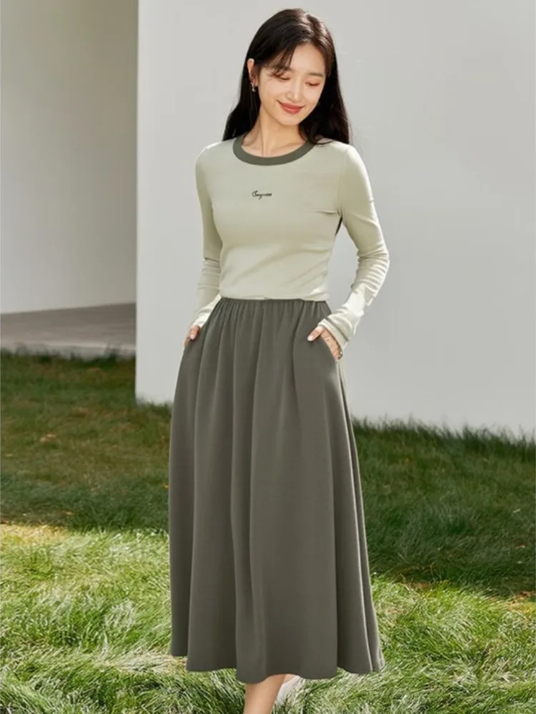 

SENTUBILA Woman Skirts Sets 2025 Autumn Casual Round Neck Letter Printed Long Sleeved Tops Elastic Waist A-line Skirts151Z80124Z