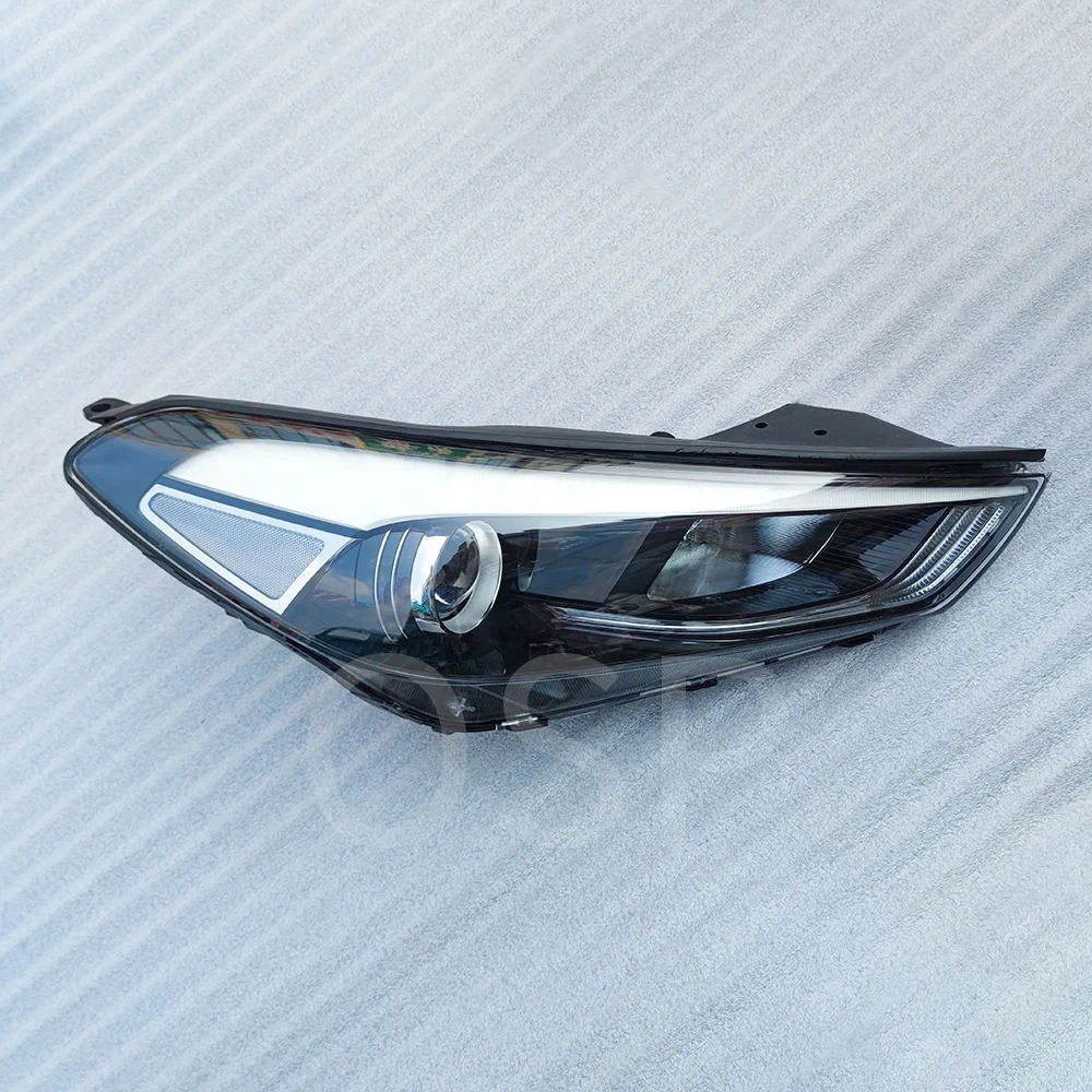 Suitable for  Tucson headlight 2015-2019 models TUCSON  headlight front lighting cover OE  92101-F8100