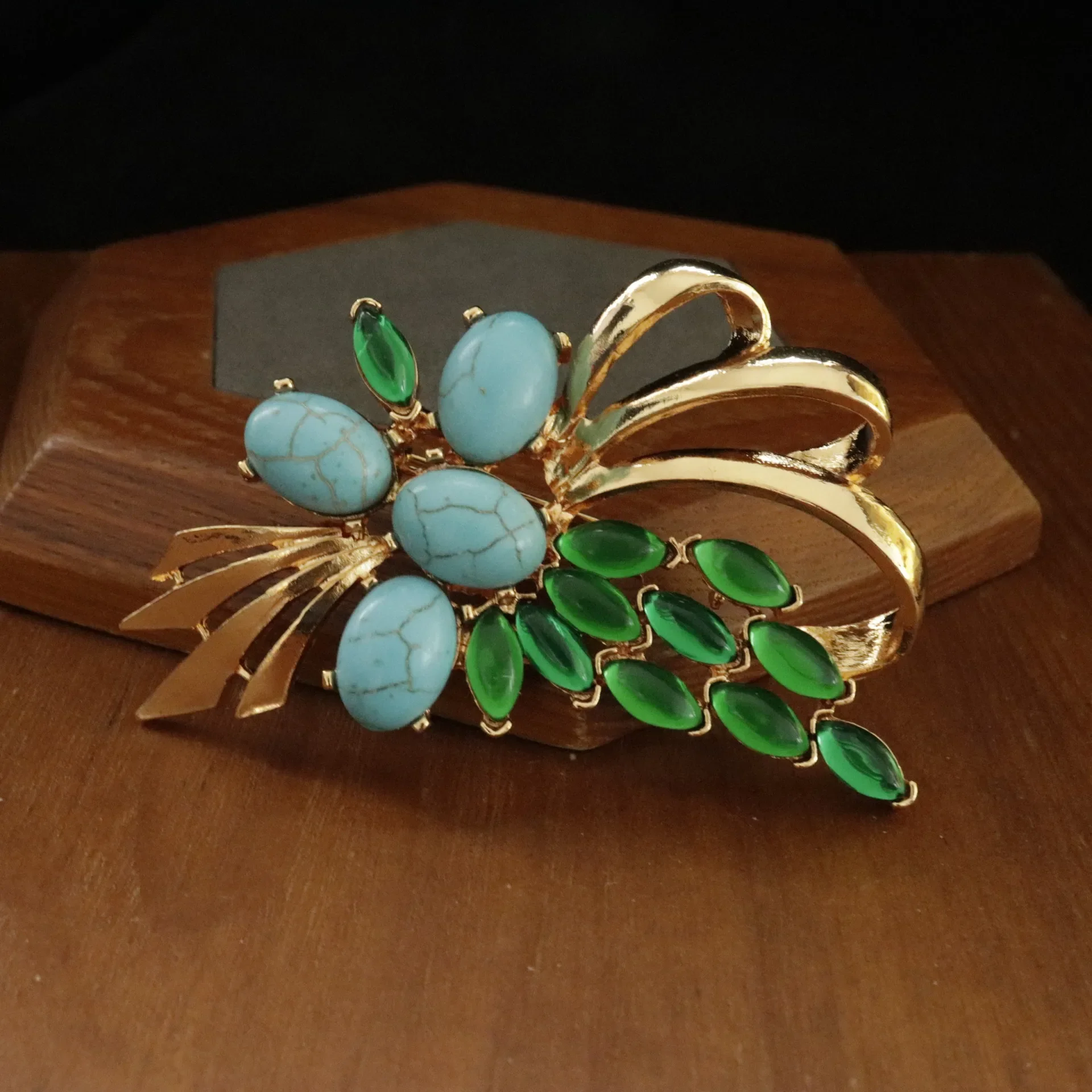 

French court style turquoise delicate grape corsage, glazed brooch accessories